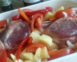 Foto del paso 6 de la receta: Carrilleras de cerdo al horno con patatas y verdurita (con ratafia)