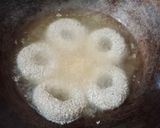 Foto langkah ke 5 dari resep Donat Pisang Wijen 🇮🇩.