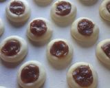 Foto del paso 5 de la receta: Pepas de naranja y dulce de leche🤓