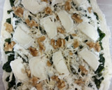 Foto del paso 5 de la receta: Pizza casera de espinacas