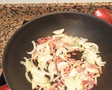 Foto del paso 1 de la receta: Arroz frito con pollo y bacon