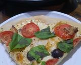 Foto del paso 7 de la receta: Pizza con albahaca