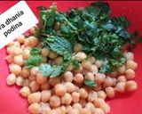 A picture of step 1 of Falafel #CookpadRamadan #Kokabncookpad.