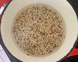 A picture of step 1 of Black Eyed Peas +Salt.
