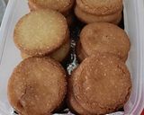 A picture of step 6 of Meethi tikkiya.