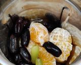 A picture of step 4 of Orange Grapes Juice 🍹.