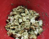 A picture of step 4 of Pesto Pasta with Grilled Chicken and Broccoli.