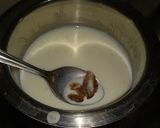A picture of step 3 of Khajoor milkshake.