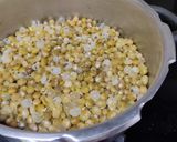 தேங்காய்,மாங்காய், பட்டாணி பீச் சுண்டல் (Beach Sundal) ரெசிபி ஸ்டேப் 2 புகைப்படம்