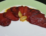 Foto del paso 2 de la receta: Huevos fritos con pimientos asados