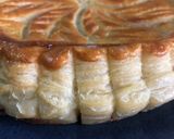 Une image de l'étape 9 de Galette des rois aux pépites de chocolat.
