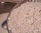A picture of step 2 of Makhana vermicelli kheer.