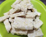 Foto langkah ke 2 dari resep Tumis Tempe Putih Telur.