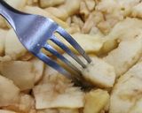 Foto del paso 2 de la receta: 🍎🍯 Apple crumble de avena, nuez y miel 🍎 sin masa 🍯🍎