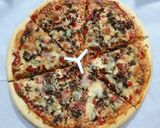 Foto langkah ke 6 dari resep Pizza Sourdough Discard.