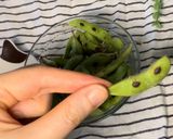 日式煮枝豆(乾煎法、可素食)的食譜步驟3照片