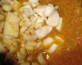 Foto del paso 2 de la receta Sepia con patatas y jamón