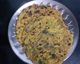 A picture of step 3 of Mooli ke paratha.