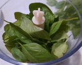 Foto del paso 6 de la receta: Pesto de albahaca en mortero y procesadora
