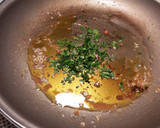 Foto del paso 9 de la receta: Ensalada imperial de tomates con pulpos al ajillo