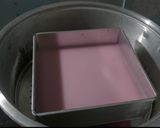 Foto langkah ke 4 dari resep Kue Lapis Beras Merah Putih.