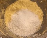 Foto del paso 8 de la receta Bizcocho húmedo de piña y coco