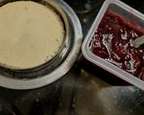 A picture of step 7 of Strawberry Cheese cake.