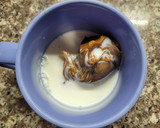 Foto del paso 1 de la receta: Flan al micro, de dulce de leche y coco