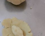 রাঙা আলুর মালাই পিঠা(ranga aloor malai pitha recipe in Bengali) রেসিপি ধাপ - 2 ছবি