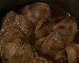 Foto del paso 2 de la receta: Bondiola a la portuguesa con vino tinto