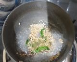 A picture of step 7 of Instant idli dhokla.