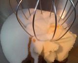 Foto langkah ke 1 dari resep Vanilla Cupcakes Lembut.