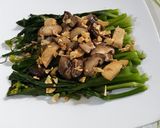 Foto langkah ke 5 dari resep Caisim tahu jamur.