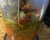 A picture of step 4 of Roasted heirloom and caramelized onion red sauce.