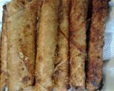 A picture of step 6 of Hotdog Egg rolls with sweet and spicy sauce.