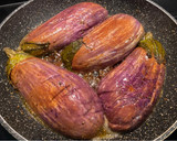 Foto del paso 3 de la receta: Berenjena con salsa de yogur y hierbabuena