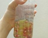 Hình bước làm 1 của món Lựu -Hạt chia -Nho (detox 14)