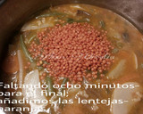 Foto del paso 10 de la receta: Arroz integral caldoso con lentejas rojas y verduras de temporada