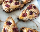 Foto langkah ke 5 dari resep Cranberry Chocolate Scones.