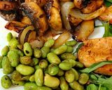 A picture of step 4 of All in One Pan Red Peppered Chicken, Mushrooms+ Onion😋.