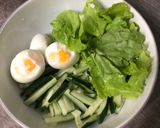 Gambar langkah 1 resipi Salad Telur Kuah Pecal.
