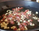 Foto del paso 2 de la receta: Tortilla de espinacas baby y jamón serrano