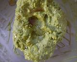 A picture of step 5 of Aaloo palak sev.