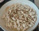 Thai jellegű bazsalikomos csirkemell recept fázis 2 fotója