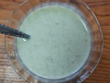 Wraps saludables de camarón con salsa verde cremosa