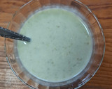 Foto del paso 2 de la receta: Wraps saludables de camarón con salsa verde cremosa