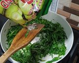 Foto langkah ke 3 dari resep Tumis Daun Kencur.