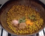 अंकुरित मूंग और मोठ की सब्जी रेसिपी चरण 5 फोटो