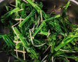 A picture of step 1 of Tender stems ginger Szechuan.
