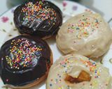 Foto langkah ke 7 dari resep Donat lembut praktis.